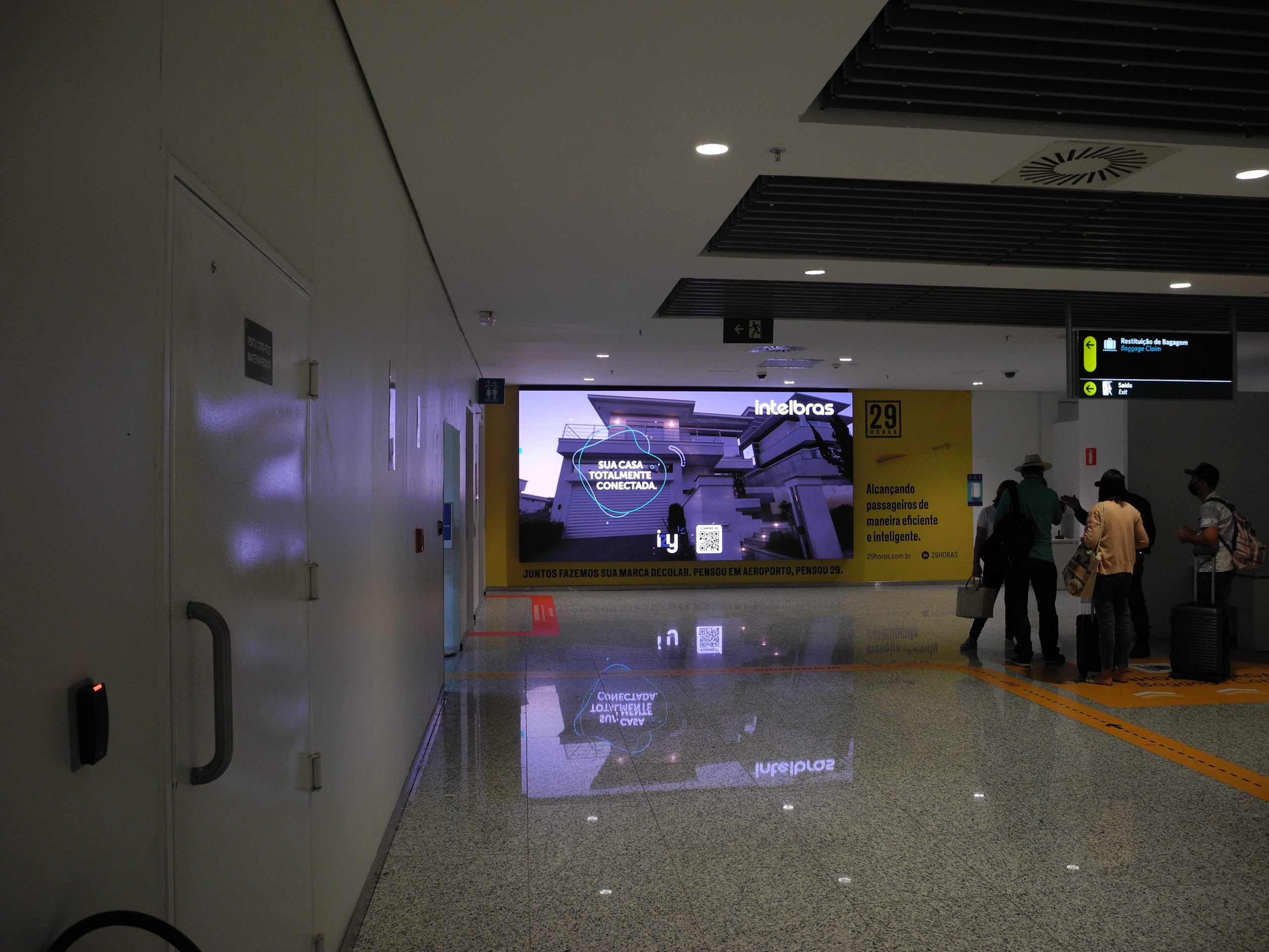 LED WALL - Acesso à sala de desembarque - Aeroporto de Viracopos (2)